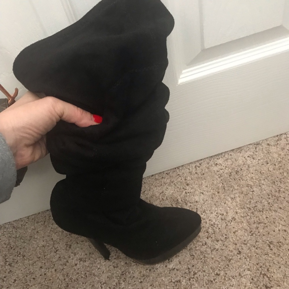 CLEAR OUT SALE! Bebe Daniela boots size 5 - Picture 7 of 8